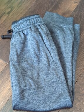 Like New Athletic Works Charcoal Gray Sweatpants - Boys Small